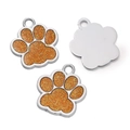 Détail macro de trois pendentifs pattes argentés et orange pailleté pour bijoux DIY - Base Chrome - Orange