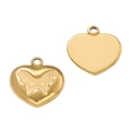 Detailansicht herzförmiger 18K Goldanhänger mit geprägtem Schmetterlingsmuster und glatter Rückseite - Geprägtes Schmetterlingsherz (968# Gold) / Gold