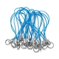 Nahaufnahme himmelblauer geflochtener Handybänder mit silbernen Metallkappen und Ringen - Länge ca. 6cm / Blau