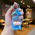 Detail eines süßen blauen Glitzer-Hasenanhängers mit passender Glocke und Haken-Zubehör - Bunte Hardware Blau Nachleuchtende Lilith