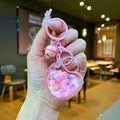Porte-clés cœur rose avec sable mouvant scintillant, sequins neige et clochette assortie - Style Fermoir Mousqueton / Métal Coloré (Rose)