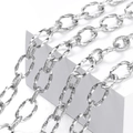 Poliertes Silber Edelstahl-Gliederkette für DIY-Schmuck mit ovalen Twist-Gliedern - 1.4 Gerippte Quadratische Twist-Kette / 1 Meter / Silber