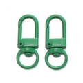 Nahaufnahme grüner matt lackierter Karabinerverschlüsse aus Metall für DIY Schlüsselanhänger - Lackierter Verschluss / 10er Pack / Grün