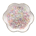 Mix van kleurrijke 2-3mm macaron glaskralen voor DIY sieraden in een witte schaal - Willekeurig Gemengde Kleuren