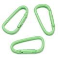 Tre moschettoni in alluminio verde chiaro opaco con chiusura a molla su sfondo bianco - Verde Chiaro Testa Piatta