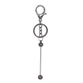 Détail d'un porte-clés en métal gris foncé avec fermoir mousqueton et pendentif barre - Accessoires pour porte-clés / Noir de Fusil Galvanisé