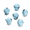 Detailansicht von sechs hellblauen 14mm Metallglocken für DIY Bastelarbeiten und Haustiere - Hellblau