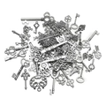 Gedetailleerd beeld van vintage legering sleutelhangers en tandwielen voor DIY sieraden - 20g/Pak (Ongeveer 7-85mm) / Antiek Zilver