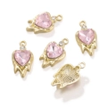 Vue macro de pendentifs cœur rose avec base en métal doré et détails en strass - Heart Liquid Style / 1 Pièce / Or + Strass Rose