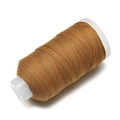 Nahaufnahme von goldbraunem 1,2mm Baumwollfaden auf einer weißen Kunststoffspule - 10m/Packung (ca. 9g) / Goldbrauner Stil(M19)