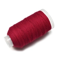 Nahaufnahme der dunkelroten 1,2mm Baumwollschnur auf Spule für DIY Schmuckherstellung - 10m/Packung (ca. 9g) / Dunkelroter Stil(M22)