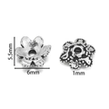 Detaillierte Makroansicht der 925er Sterlingsilber Hohlblatt-Perlenkappen für DIY Schmuck - Thai Silber Stil 12 (ca. 2g) / 2 Stück