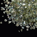 Détail macro de sable de verre cristal aurore iridescent pour nail art DIY et remplissage - Grand Paquet de 450g / Vert olive