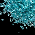 Vue macro de gravier de verre bleu lac iridescent pour décoration DIY et ongles - Grand Paquet de 450g / Bleu sarcelle