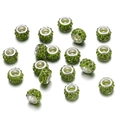 Vista detallada de cuentas espaciadoras verde oliva con strass para hacer joyas DIY - 12mm (5 unidades) / Verde