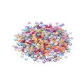 Makroaufnahme von farbenfrohen Blumen-Nagelkunst-Pailletten für DIY-Dekorationen - 28g pro Packung / Bunte Kleine Blume Ohne Loch