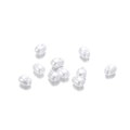Dettaglio macro di perle barocche bianche irregolari con finitura lucida per gioielli DIY - Stile Ovale 01
