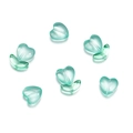 Perline a cuore in vetro verde chiaro traslucido e ciondoli a foglia per gioielli DIY - 10 Perle a Cuore + 10 Perle a Foglia / Perle a cuore verde ciano