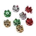Macro view of metallic star shaped acrylic beads in gold silver red and green for DIY - 4 Pieces Per Pack / Wavy Shape 02