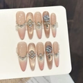 Uñas postizas almendradas degradadas rosa y dorado con pedrería de lujo y perlas finas - L / Degradado De Rosa A Oro Claro