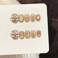 Handgemaakte kunstnagels met gouden leeuwendansmotieven en fonkelende strassteentjes - Extra Klein (XS) / Gouden Leeuwendans Kort Rond Vierkant (3350)