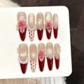 Unghie finte fatte a mano con fiori sfumati rossi e accenti di diamante forma mandorla - Extra Piccolo (XS) / 3378-Stiletto Fine