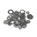 Detail van diverse vintage zilveren steampunk metalen tandwielen voor DIY-sieraden en hobby - Gunmetal