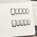 Faux ongles faits main en argent métallisé avec des pointes French bleu foncé - Style Bord Bleu Foncé Français Argent Métal (F572)