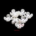 Perle a fiore in ABS da 26mm con foro da 2,4mm per creazione gioielli e accessori moda fai-da-te - Fiore a quattro petali (26mm) / 20 Pezzi/Confezione