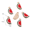 Wassermelonen Anhänger aus Legierung mit roter Emaille und Goldfinish, 17mm x 8mm - Wassermelone / 10er Pack