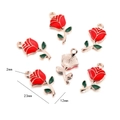 Set mit 6 roten Emaille-Rosenanhängern aus vergoldeter Legierung für DIY-Schmuck - Große Rose / 10er Pack