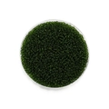 Vue rapprochée de perles de rocaille en verre vert foncé 2mm pour création de bijoux - 1800 Pièces/Paquet (2mm/18g) / Vert Émeraude