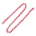 Nahaufnahme der leuchtend rosenroten Acryl-Gliederkette für Taschen und Schmuckzubehör - 51cm/Einzelstrang / Rot