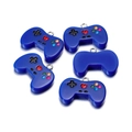 Detailweergave van blauwe resin game controller hangers voor DIY sieraden met zilveren ringen - Hanger voor Spelconsole van Hars / 10 Stuks/Verpakking (20x27mm) / Donkerblauw