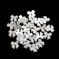 Perline a fiocco bianco perlato in resina per gioielli fai-da-te e accessori per capelli - Fiocco (Bianco Perla) / 20 Pezzi/Confezione