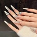 Unghie finte lunghe a mandorla con sfumatura glitter argento e strass 3D di lusso - XS / Stile Ovale Sottile (3140)