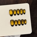 Unghie finte fatte a mano effetto occhio di gatto con sfumatura ambra dorata 10pz - XS / Ovale Corto (W448)