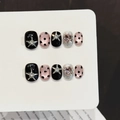 Handgefertigte rosa Leopard und schwarze Glitzerstern-Nägel mit Herz-Strassstein-Anhängern - Extra Klein (XS) / 1362-Kurz Rund Quadratisch