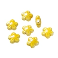 Gele keramische bloemkralen voor DIY sieraden maken met een geglazuurde afwerking - Geel