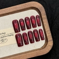 Blood red gradient press-on nails set with cat-eye effect in a walnut wooden tray - XS / Wine Red Long Square
