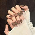 Unghie finte 3D fatte a mano a tema cioccolato e biscotti con finitura opaca - XS / Marrone Cioccolato (3239-Ovale Corto)