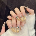 Unghie finte cat-eye color champagne con cristalli 3D e perle su forma a mandorla lunga - XS / Stile Stiletto (576-细狗尖)