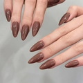 Glanzende chocoladebruine amandel kunstnagels set met een hoogglans afwerking en effen - XS / Amandelstijl (186)