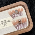 Lila Ombre Katzenauge Kunstnägel Set mit edlen Strasssteinen und floralen Perlenakzenten - XS / 1401-Extra Lange Sargform