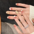 Unghie finte sfumate rosa con fiocchi 3D, motivi floreali e glitter dorati lucidi - XS / Quadrato Corto (3-短方)