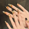Uñas postizas de ámbar marmoleado con pan de oro y adornos de mariposa 3D de lujo - XS / Ovalado Largo (2409)