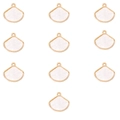 Macro detail of 10-piece fan-shaped alloy pendants with gold plating and marble texture - Fan Shape (3#) / Pearlescent White