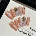 Press-on nails in coffee brown marble design with champagne crystals and golden studs - Extra Small (XS)