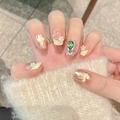Uñas postizas pintadas a mano con lazo de perlas, gema de gota verde y puntas amarillas - Extra Pequeño (XS)
