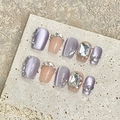 Uñas postizas artesanales ojo de gato moradas y naranjas con cristales y perlas de lujo - XS / 1963 Coffin Corto